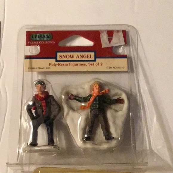 Lemax Village Collection Accessories, 4 pieces - Picture 5 of 6